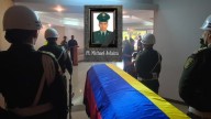 Cali despide con honor a Michael Stiven Astaiza Ortiz, uno de los policías víctima del ataque a helicóptero en Amalfi, Antioquia