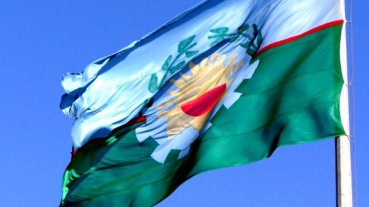 Un informe alerta que el Gobierno de Kicillof ajustó salarios y aun así tiene las cuentas en rojo