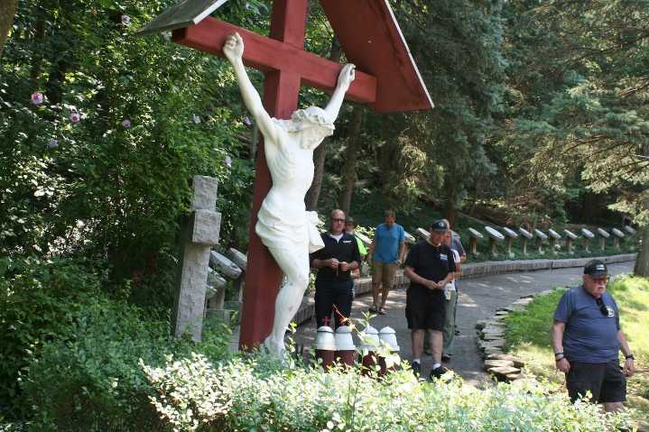 Weekly rosary walks at Euclid shrine offer spiritual fitness for police