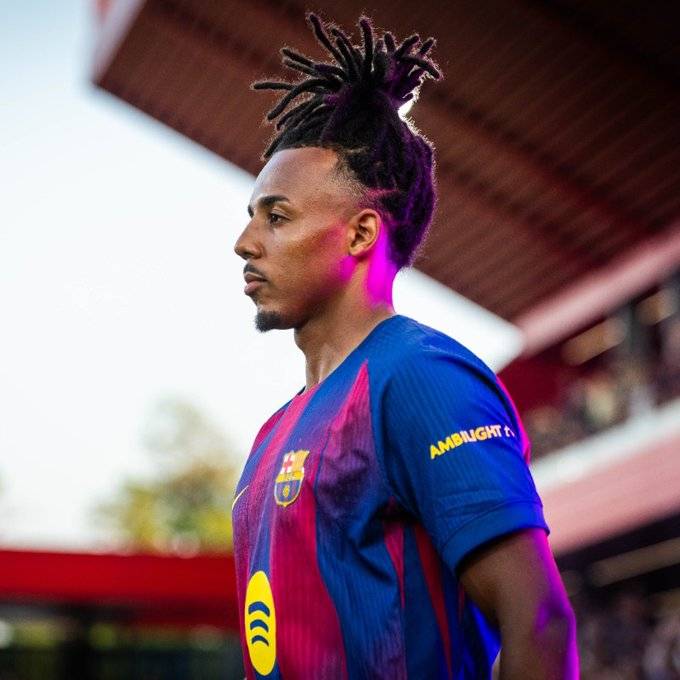 Jules Koundé renueva con el FC Barcelona hasta 2030