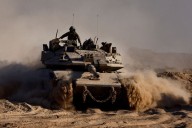 Israeli tanks close in on Gaza City, Trump to chair meeting