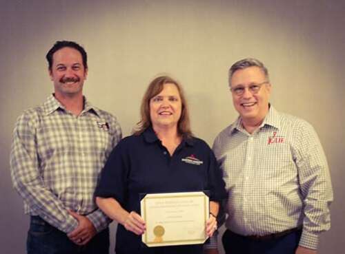 Utility coordinator honored with damage prevention award from JULIE