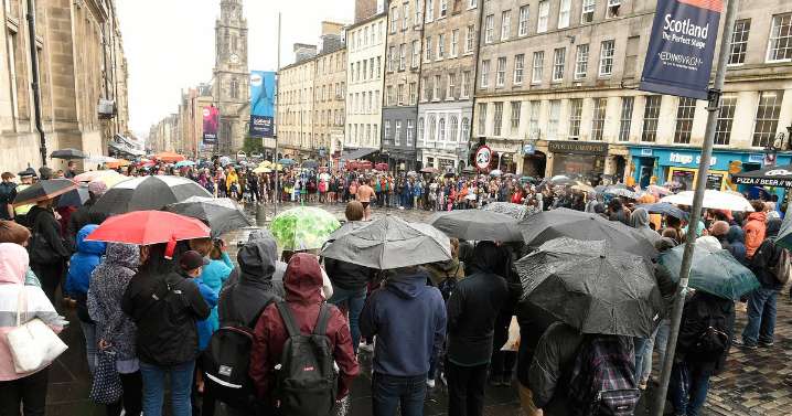 Edinburgh residents set for five days of rain as Festival Fringe wraps up
