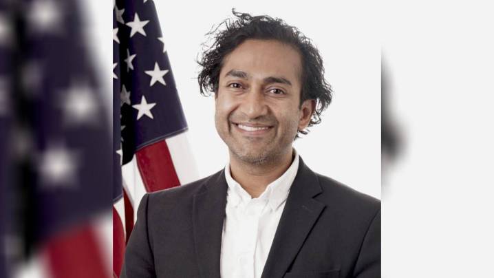 Ousted FDA vaccine chief Vinay Prasad is returning to the agency