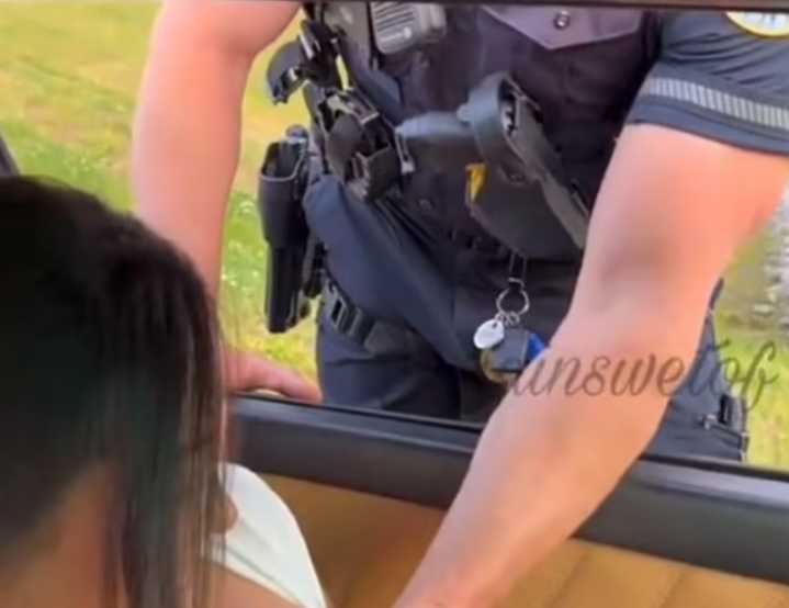 Cops who groped OnlyFans star enters new plea deal
