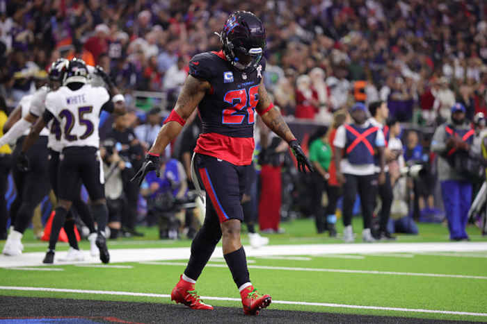 Texans shifting Pro Bowl runner Joe Mixon to reserve non-football injury list, to miss at least first four games