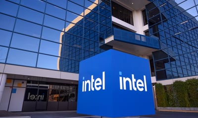 Intel's Making a Strategic Shift That's Great News for 1 Semiconductor Stock and Bad for Another Industry Giant