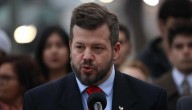 Para reducir informalidad: Kaiser propone salario mínimo "más bajo" para jóvenes sin experiencia