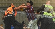 Violencia en la Copa Sudamericana: graves incidentes entre la hinchada de Godoy Cruz y la policía brasileña