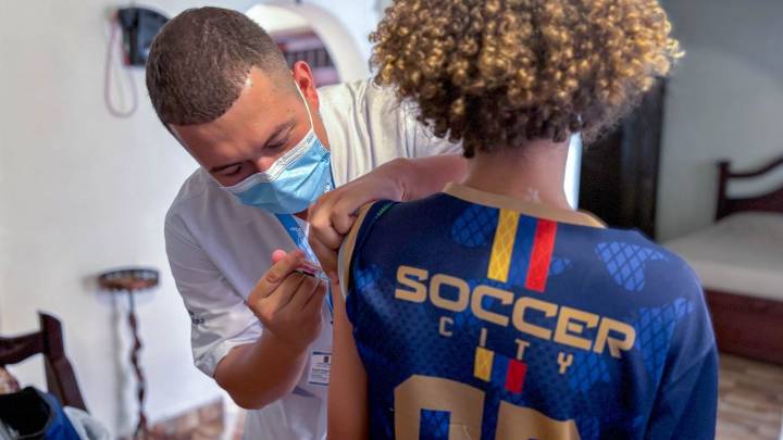 Medellín refuerza salud para población afro con atención cultural y médica
