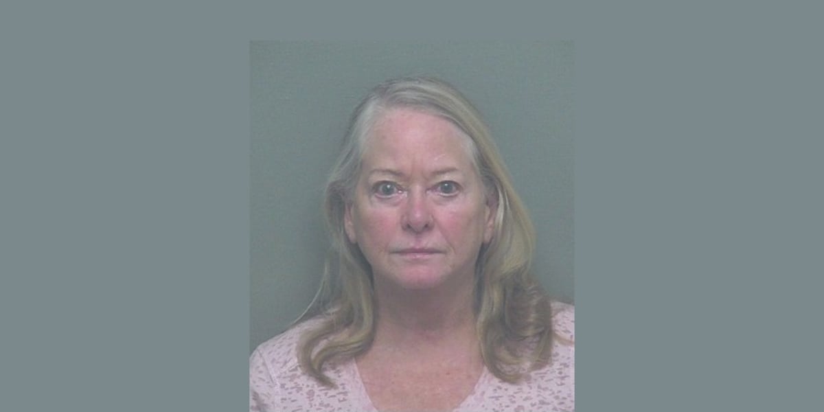 Woman allegedly held father and his daughters at gunpoint, not believing they were related