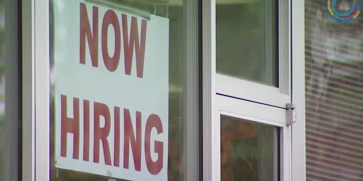 Iowa Jobs Report shows minor growth in labor market, struggles in the private sector