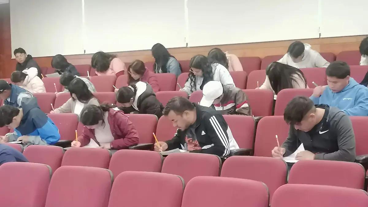 Ofrece UATx ingreso de aspirantes en 15 carreras del ciclo Otoño 2025