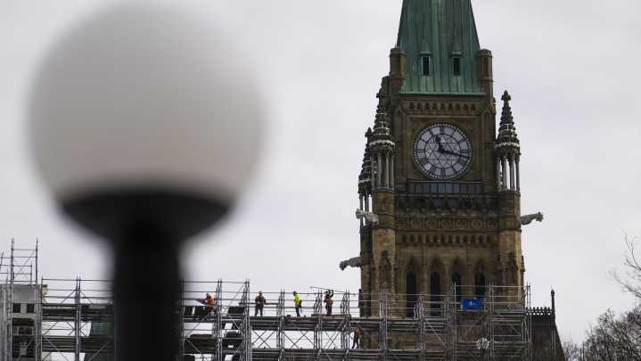 Government says it accidentally deleted privacy provision in online streaming bill