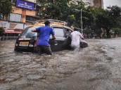 ¿Cómo sobrevivir a las lluvias intensas en tu auto?