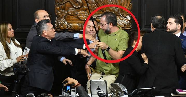 Emiliano González: quién es el colaborador de Noroña agredido por “Alito” Moreno en el Senado