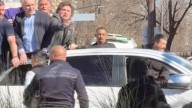 El video de Milei provocando a vecinos de Lomas de Zamora antes de los piedrazos