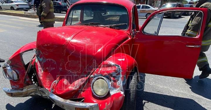 Niña de cinco años resulta lesionada tras choque en Nuevo Laredo