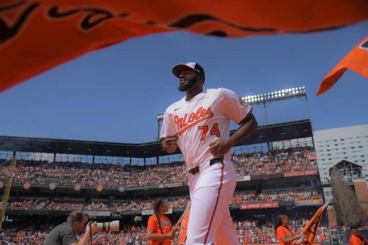 Orioles' Félix Bautista to miss 12 months after shoulder injury