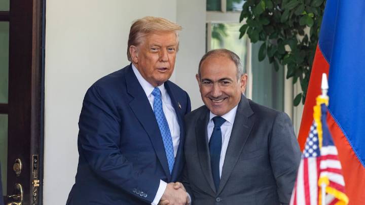 Armenia y Azerbaiyán firman un preacuerdo de paz ante Trump tras casi cuatro décadas de conflicto