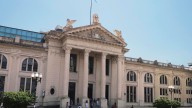 Los malabares que hacen las universidades públicas para combatir la asfixia