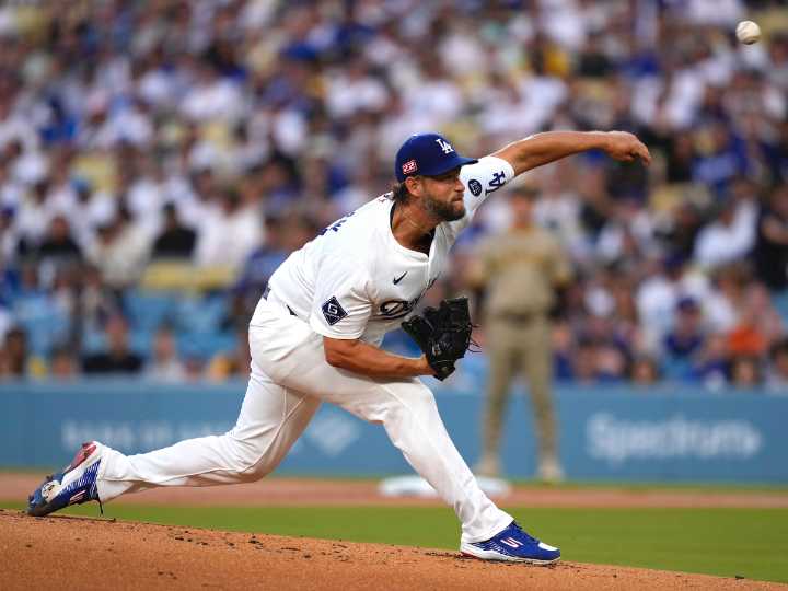 Dodgers comienzan ganando serie clave contra Padres