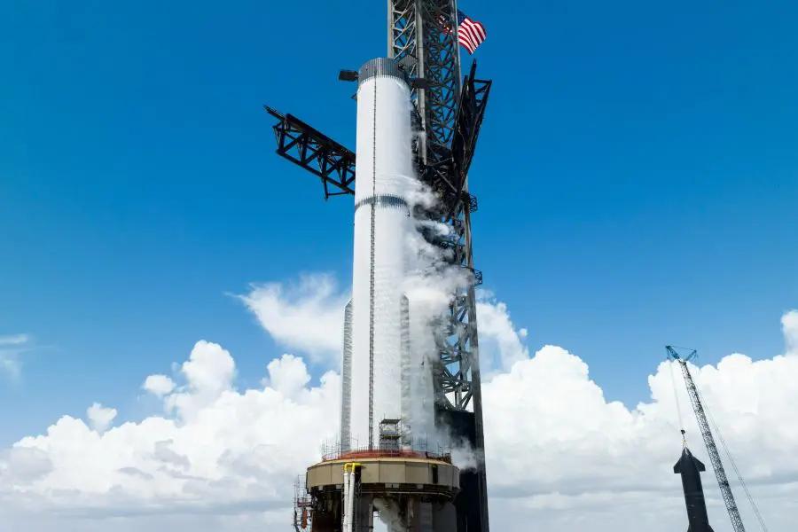 SpaceX anuncia lanzamiento del Starship Heavy (Video)