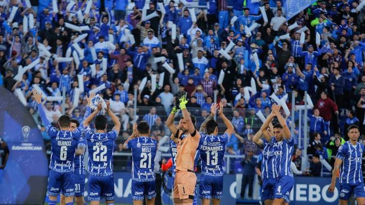 Godoy Cruz empata con Atlético Mineiro y no le cobraron un penal