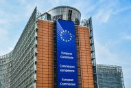 Comisión Europea resalta sus derechos en guerra comercial