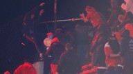Violencia en la Copa Sudamericana: fanático es arrojado desde las tribunas durante riña en Argentina