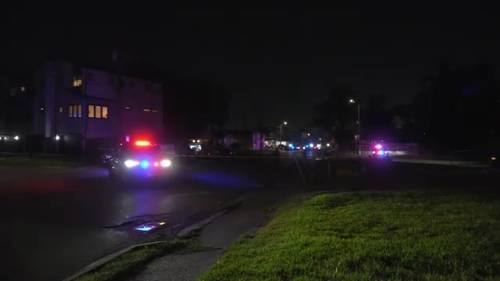 Man found fatally shot after running from NE Houston METRO bus stop when approached by suspect in Independence Heights, HPD says