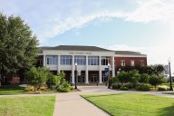 Select HPU offices to open Aug. 16 to assist students preparing for fall semester