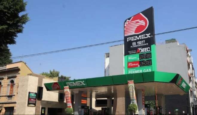 Pemex admite afectaciones en distribución de gasolina en CDMX; esta es la razón