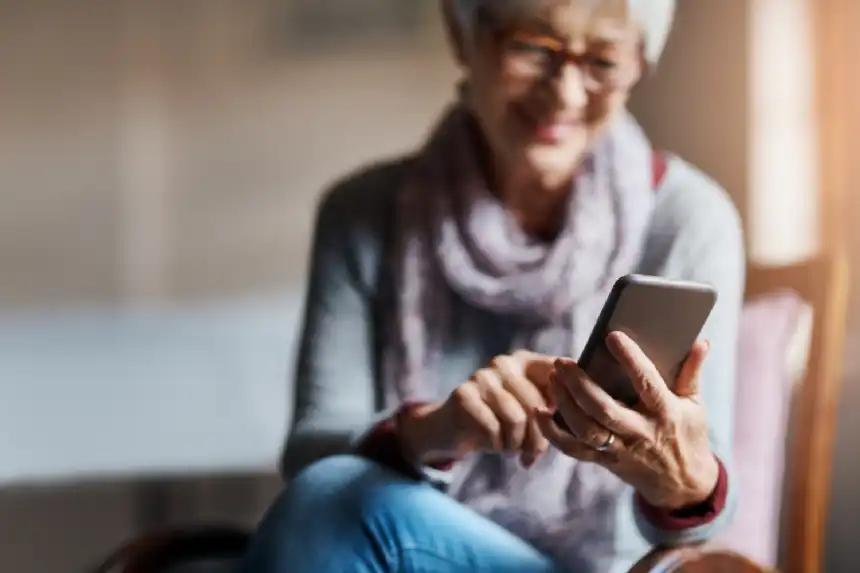 Taller digital para la inclusión de adultos mayores