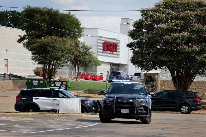 Confirman tres muertos en tiroteo fuera de Target en Austin; sospechoso fue detenido