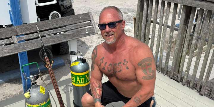Gaza Aid Contractor Is “Infidels” Member, Has Crusader Tattoos