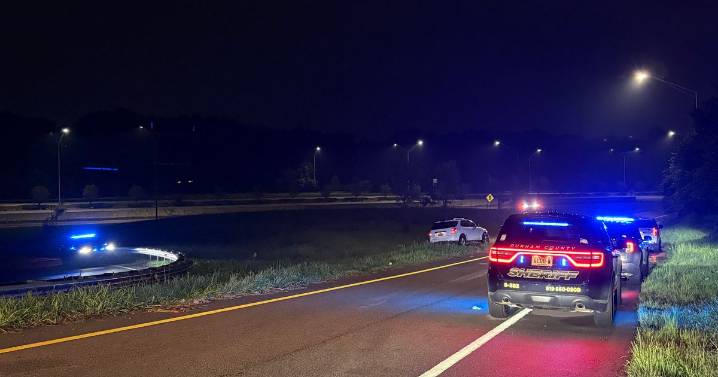Deputies search for driver who fled from SUV off I