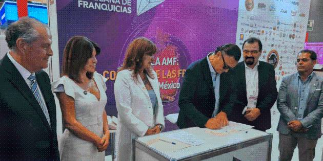 Lanzan programa de financiamiento para generación de energía en franquicias y negocios