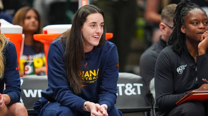 Caitlin Clark making progress in recovery from groin injury but still not practicing with Fever