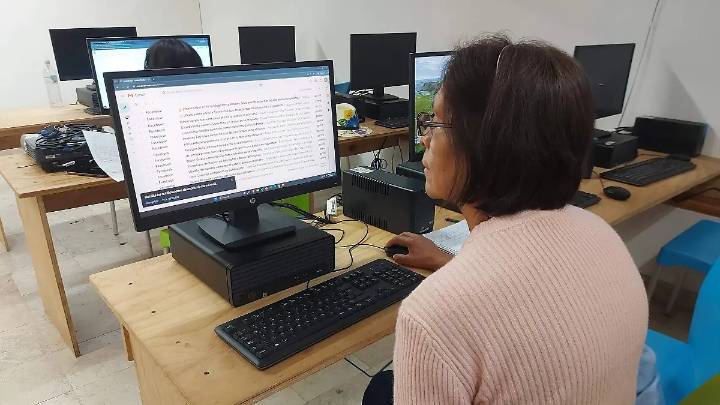 ¿Qué tanto nos oprimen las redes sociales? Es la temática de este taller gratuito en “La Colmena”