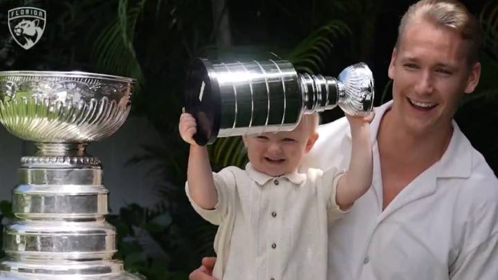 Forsling hoists Stanley Cup on boat, son mimics him with mini version