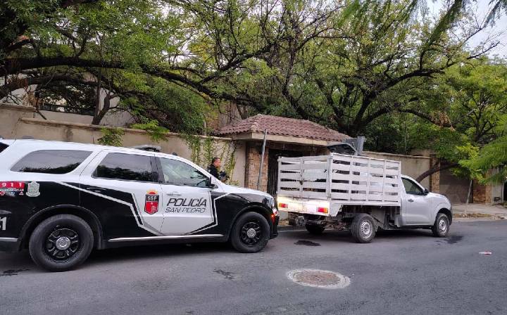 Capturan a 3 hombres cuando saqueaban casa en la colonia Del Valle en San Pedro