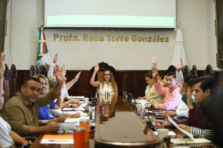 Nombran a dos cronistas de Mérida: Jorge Cortés Ancona y Jorge Victoria Ojeda