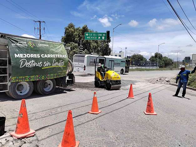 Gobierno estatal mejora vialidades de la Zona Industrial