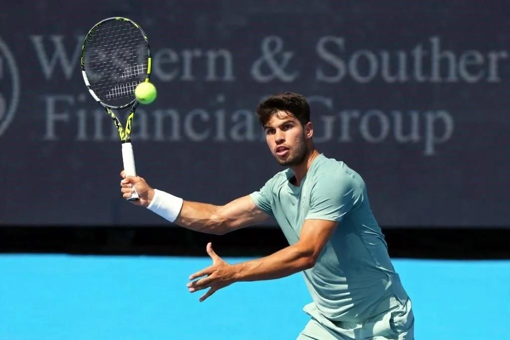 Carlos Alcaraz avanza a Octavos en el Masters 1000 de Cincinnati