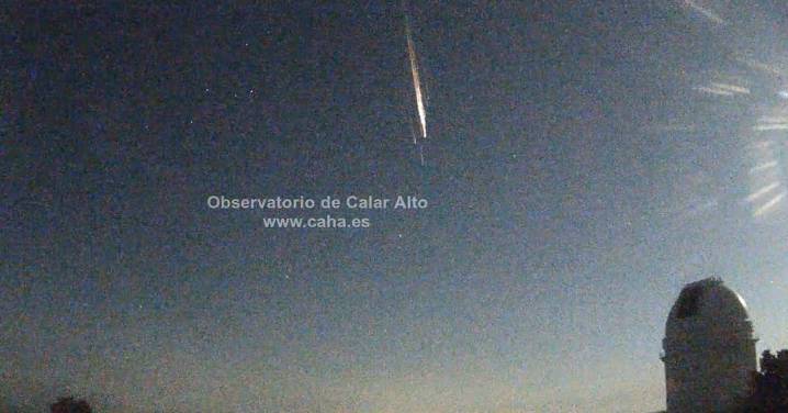 Así se vio en Calar Alto la desintegración del cohete chino en el cielo de Almería