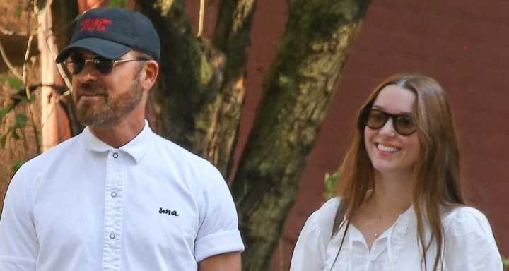 Justin Theroux & Wife Nicole Brydon Bloom Spotted On Rare Outing With Rescue Pup Kuma | Celebrity Pets, Justin Theroux, Nicole Brydon Bloom