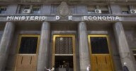 Reorganización en el ministerio de Economía: el Gobierno de Javier Milei anunció cambios y disoluciones