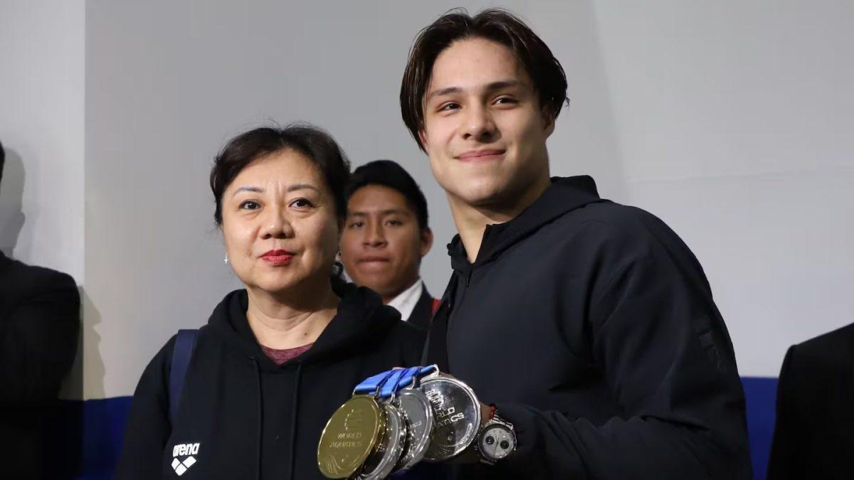 Osmar Olvera asegura permanencia de su entrenadora Ma Jin
