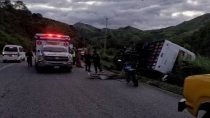 Nueve heridos en accidente de autobús en la carretera Valencia